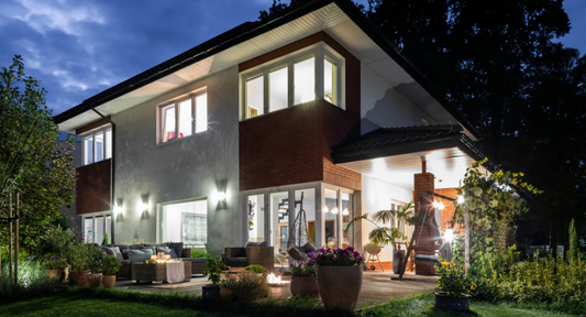 Battery Powered Generator vs Solar Powered Generator